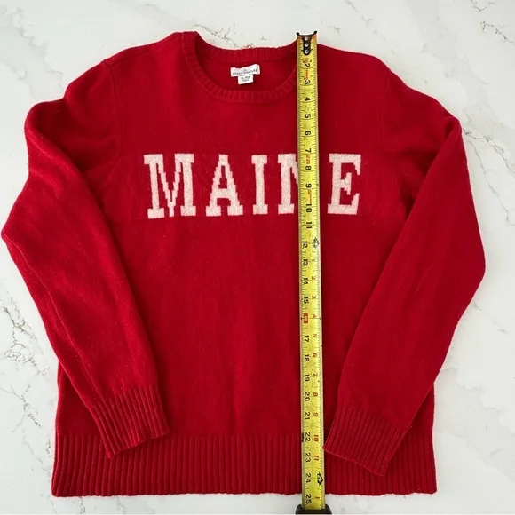LL Bean Signature Red Women's Merino Wool Sweater with 'MAINE' Design - Picture 4 of 9